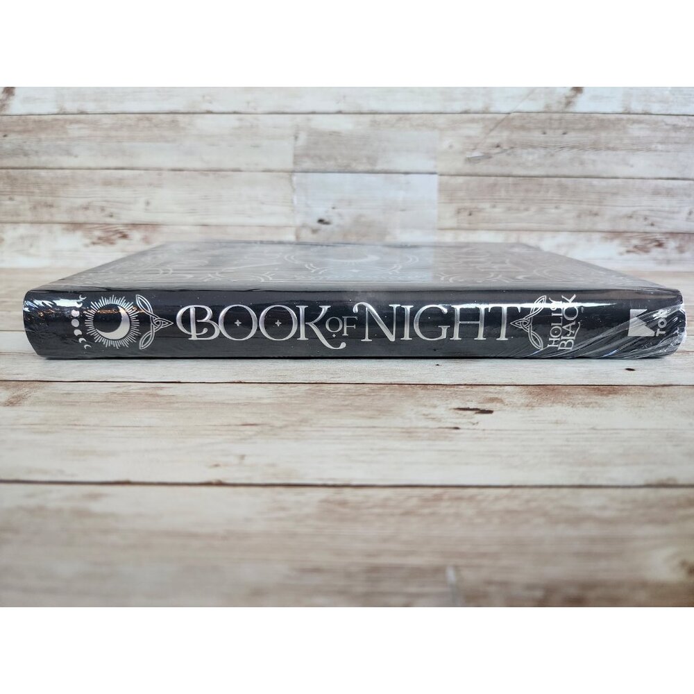 Owlcrate Exclusive Signed Edition Book Of Night by Holly Black Sprayed Edges - Picture 6 of 6